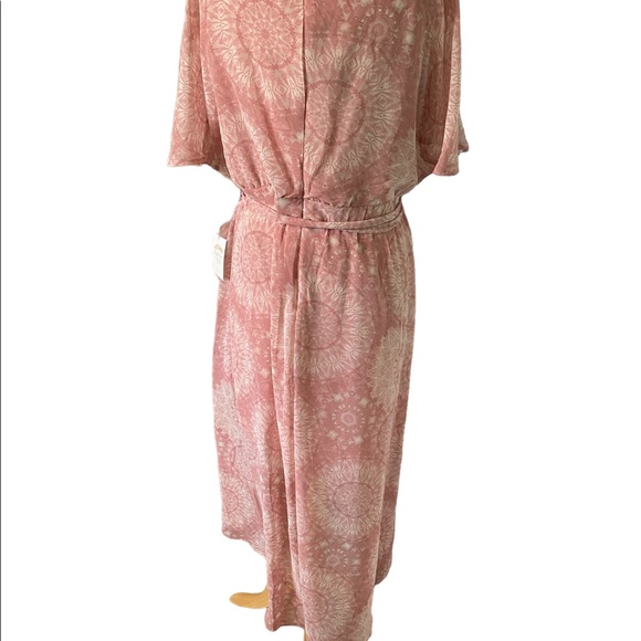 NWT Beautiful plus size high low - Picture 4 of 9